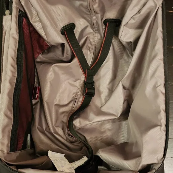 Victorinox Charcoal Travel Suitcase